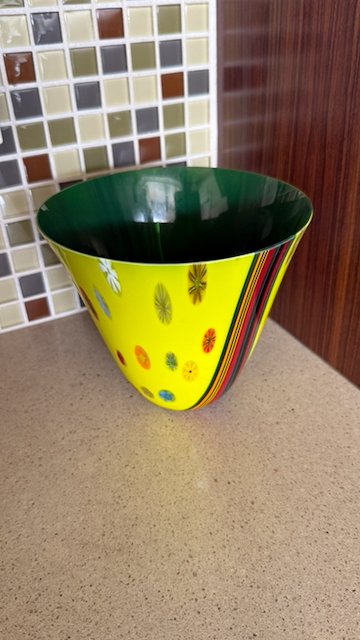 Citron Starburst Vase — view 2