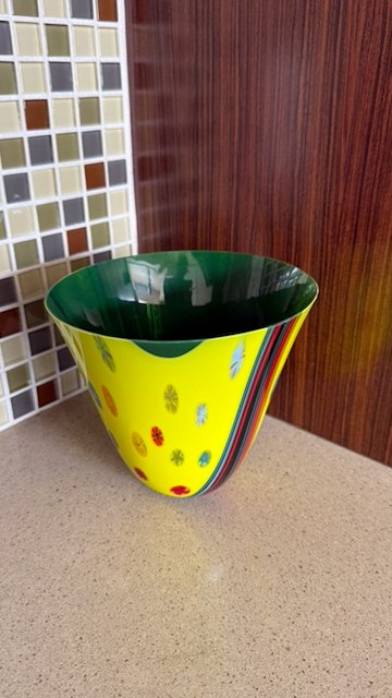 Citron Starburst Vase